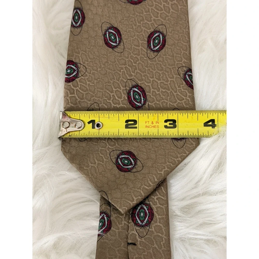 Giorgio Armani Silk Tie Tan Geometric Medallion Honeycomb Made in Italy 3.75